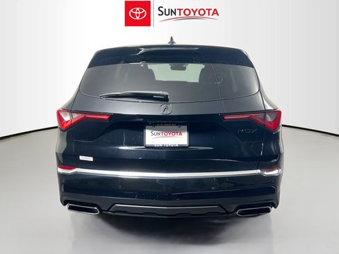 Used 2023 Acura MDX FWD w/ Technology Package image 5