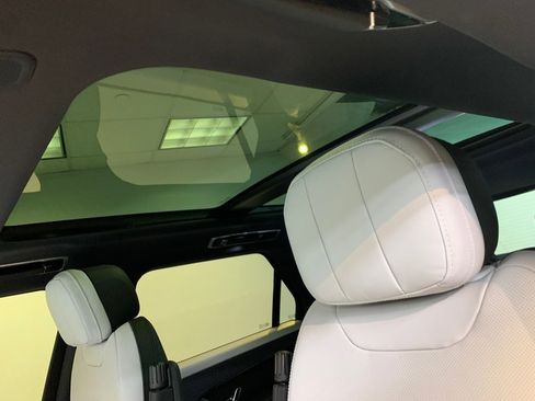 Used 2023 Land Rover Range Rover Sport SE Dynamic image 18