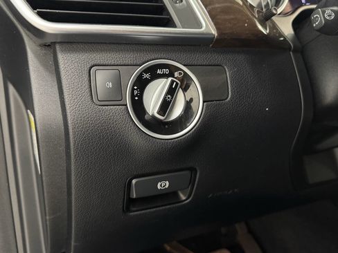 Used 2012 Mercedes-Benz ML 350 4MATIC image 27