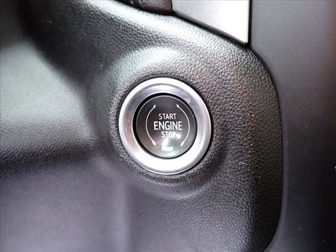 Used 2019 Chevrolet Silverado 1500 RST w/ All-Star Edition image 18