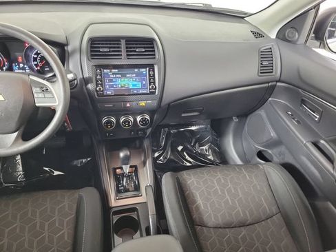 Used 2025 Mitsubishi Outlander Sport ES AWD/4WD image 17