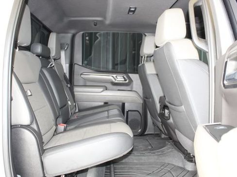 Used 2024 Chevrolet Silverado 1500 ZR2 w/ Technology Package AWD/4WD image 20
