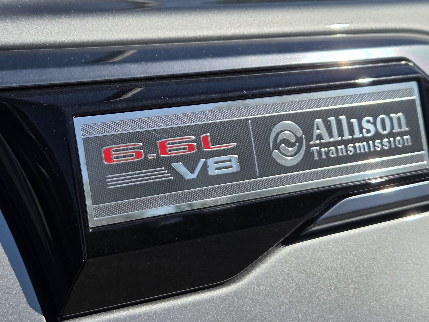 New 2026 GMC Sierra 2500 AT4 w/ AT4 Premium Plus Package AWD/4WD image 20