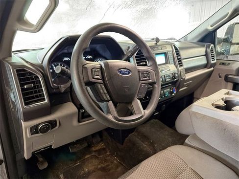 Used 2017 Ford F250 XLT w/ Snow Plow Prep Package image 8