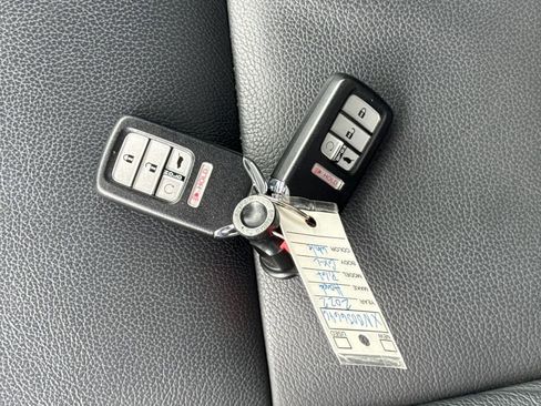 Used 2022 Honda Pilot EX-L image 29