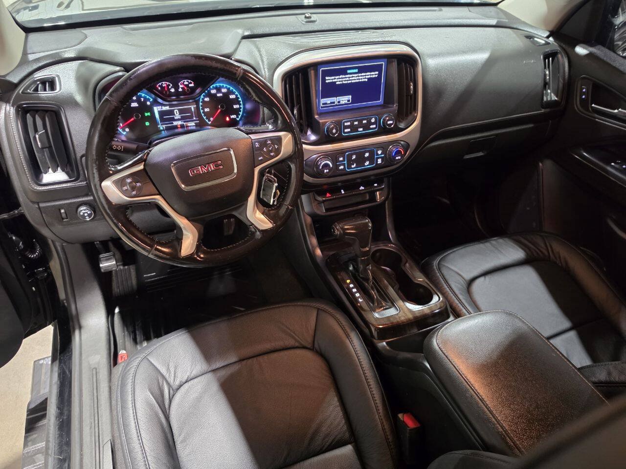 Used 2017 GMC Canyon SLE w/ SLE Convenience Package AWD/4WD image 32