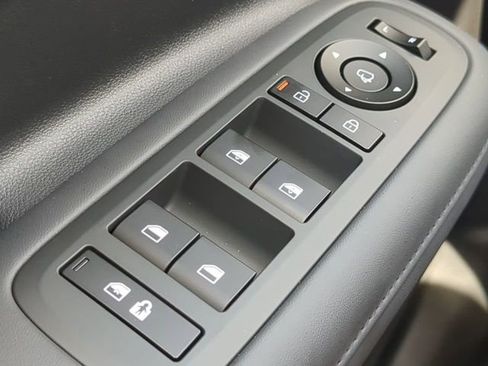 Used 2024 Hyundai Santa Fe Limited image 23