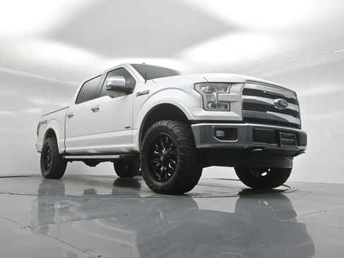 Used 2016 Ford F150 Lariat w/ Equipment Group 502A Luxury AWD/4WD image 46