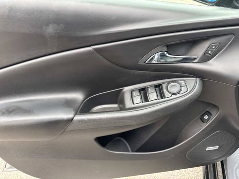 Used 2018 Chevrolet Volt Premier image 15