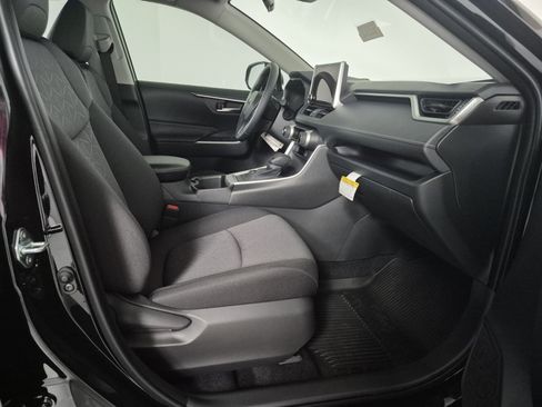 New 2025 Toyota RAV4 XLE image 34