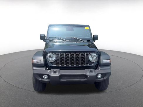 Used 2025 Jeep Wrangler Unlimited Sport AWD/4WD image 3