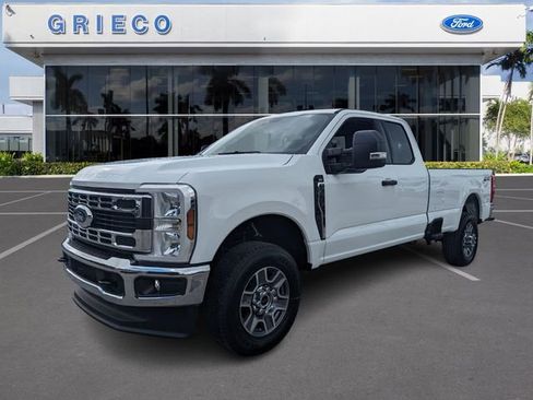 New 2025 Ford F350 XLT AWD/4WD image 4