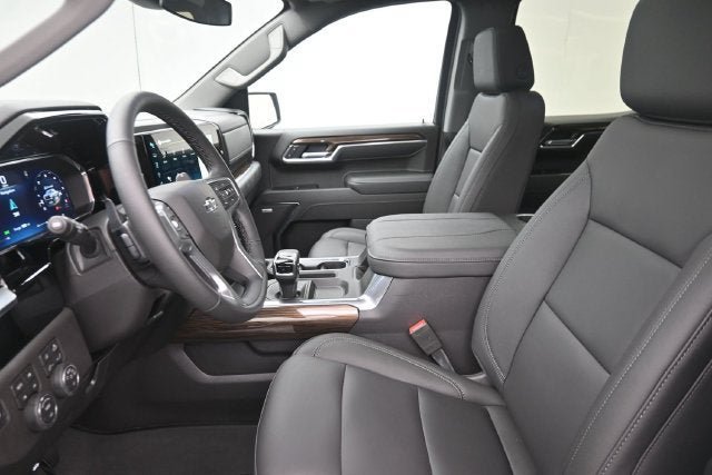 New 2026 Chevrolet Silverado 1500 LT Trail Boss w/ LT Trail Boss Premium Package AWD/4WD image 16