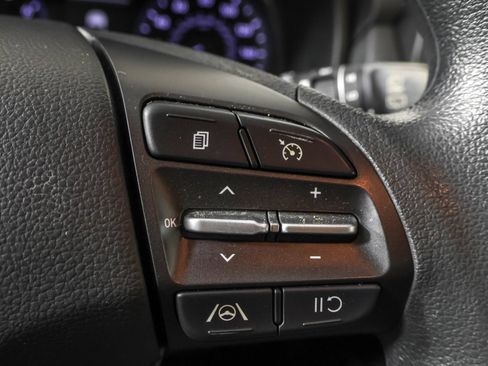 Used 2022 Hyundai Kona SEL FWD image 27