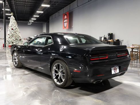 Used 2023 Dodge Challenger GT image 5
