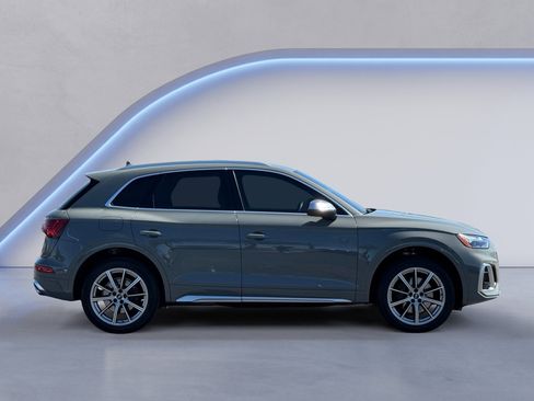 Used 2022 Audi SQ5 Premium image 6
