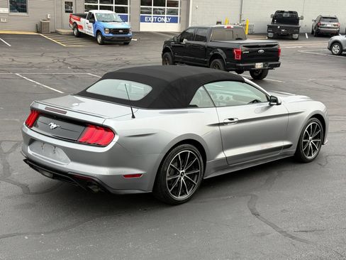 Used 2022 Ford Mustang Premium RWD image 37