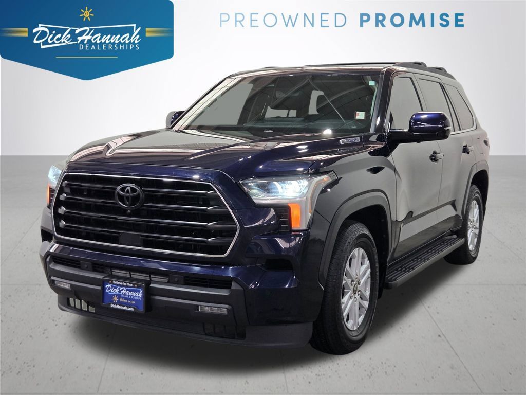 Used 2023 Toyota Sequoia SR5 w/ SR5 Premium Package AWD/4WD image 1