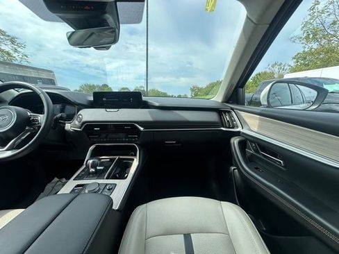 Used 2024 MAZDA CX-90 Plug-In Hybrid w/ Premium Pkg image 33