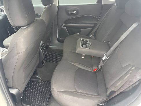 Used 2020 Jeep Compass Sport image 13
