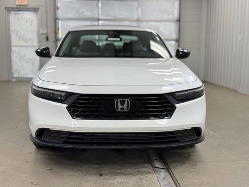 New 2025 Honda Accord SE image 2