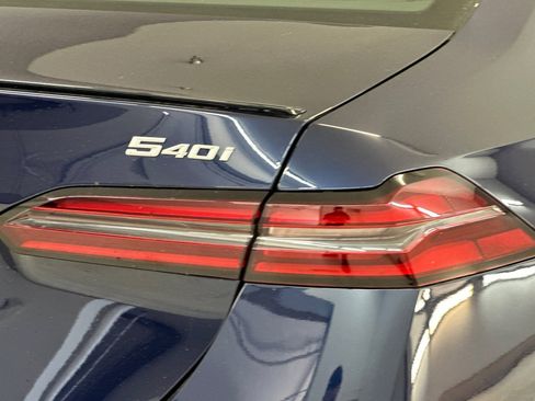 New 2026 BMW 540i xDrive w/ Executive Package image 13