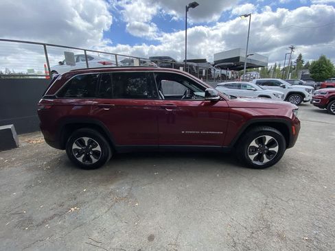 Used 2024 Jeep Grand Cherokee Limited 4xe AWD/4WD image 7