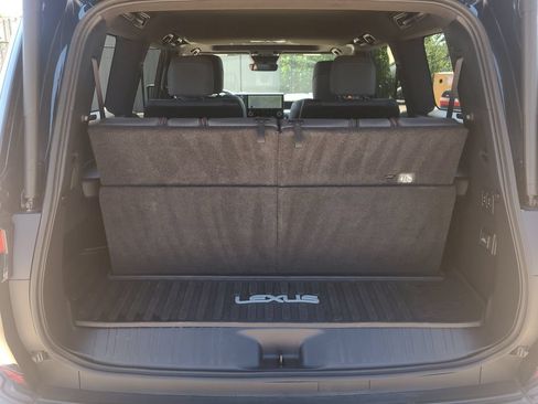 Used 2024 Lexus GX 550 AWD/4WD image 8