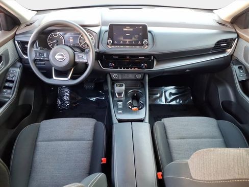 Used 2023 Nissan Rogue SV image 19