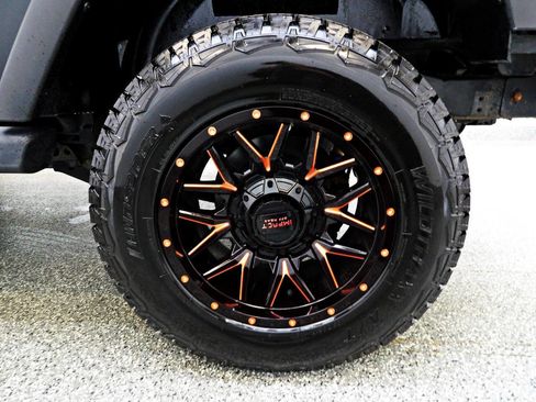 Used 2011 Jeep Wrangler Sport AWD/4WD image 17
