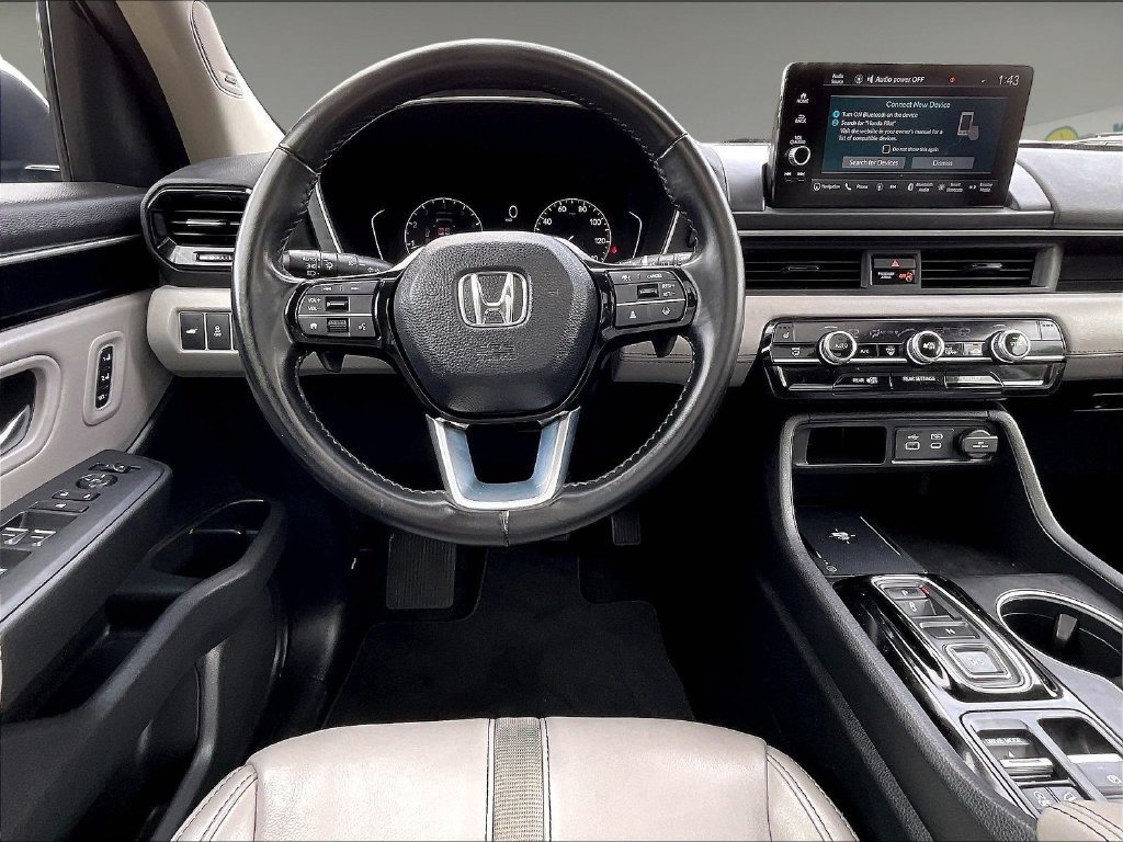 Used 2024 Honda Pilot Touring image 18