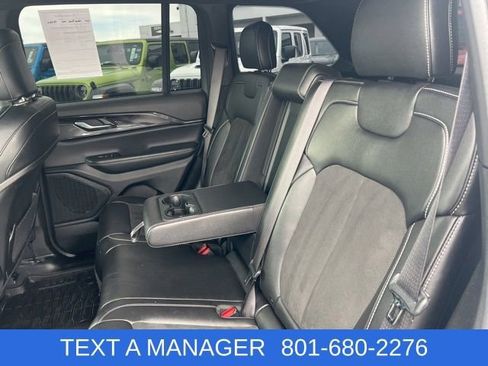 Used 2023 Jeep Grand Cherokee Altitude AWD/4WD image 27