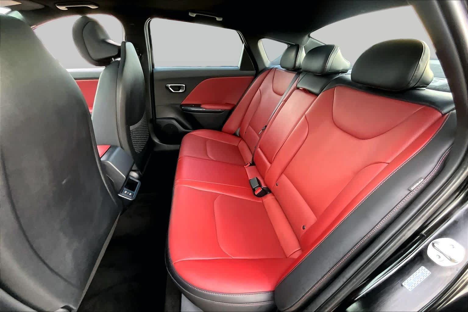 Used 2025 Kia K4 GT-Line w/ GT-Line Premium Package FWD image 20