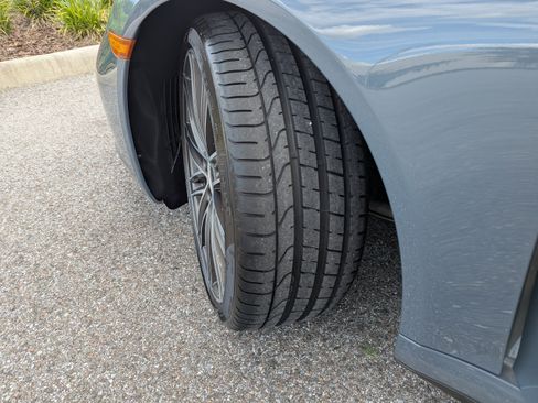 Certified 2018 Porsche 911 Carrera 4S image 31