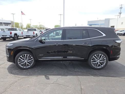 New 2026 Buick Enclave Avenir w/ Super Cruise Package FWD image 22