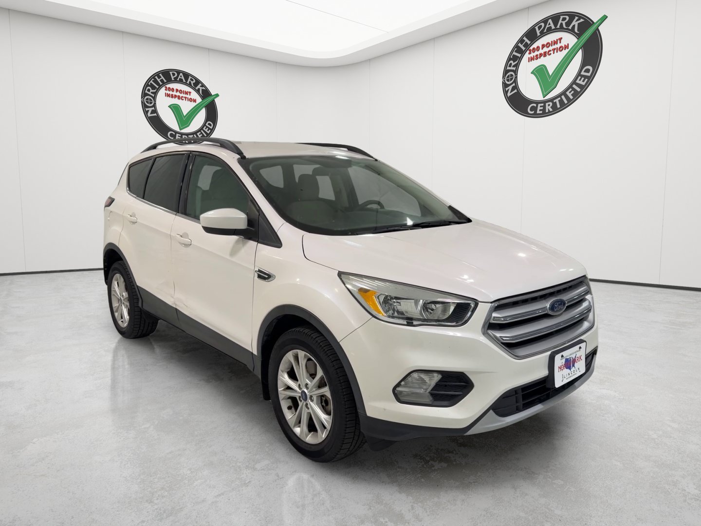 Used 2018 Ford Escape SE w/ SE Sync 3 Package AWD/4WD image 7