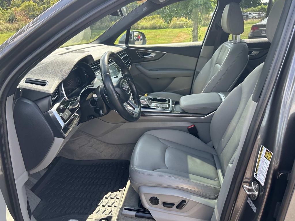 Used 2020 Audi Q7 2.0T Premium Plus w/ Premium Plus Package AWD/4WD image 29