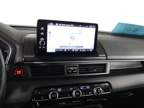 Certified 2025 Honda Pilot Touring image 25