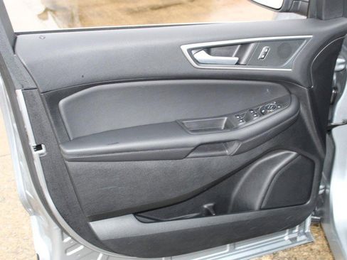 Used 2024 Ford Edge SEL image 23