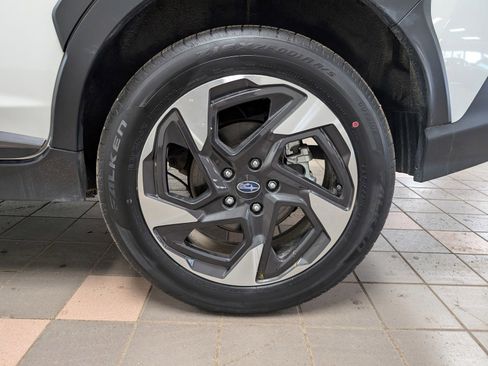 Certified 2025 Subaru Crosstrek 2.5i Limited w/ Popular Package #3A image 31