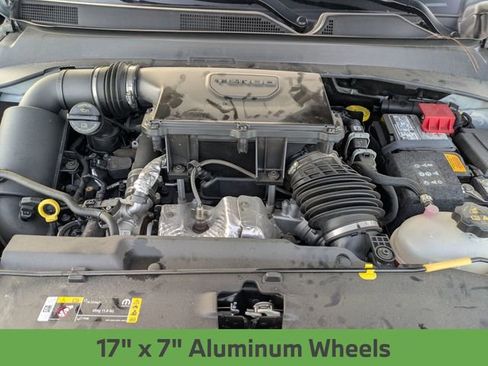 Used 2024 Jeep Compass Latitude image 12