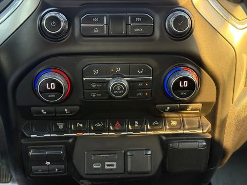 Used 2020 Chevrolet Silverado 3500 LT w/ All Star Edition image 29