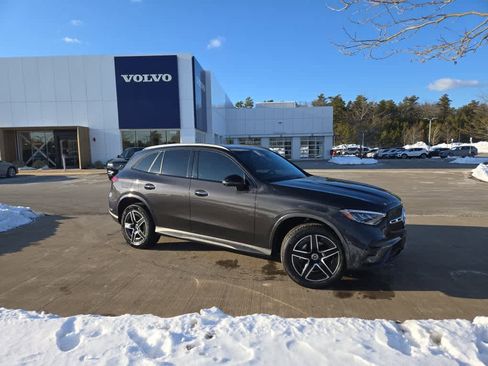Used 2024 Mercedes-Benz GLC 300 4MATIC image 2