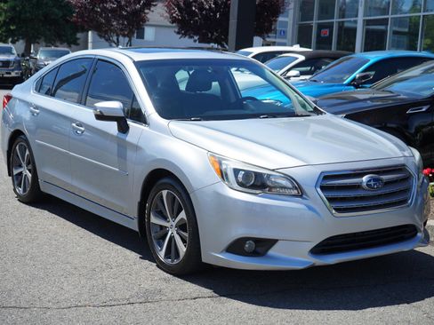 Used 2016 Subaru Legacy 3.6R Limited AWD/4WD image 7