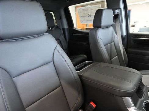 New 2026 Chevrolet Silverado 1500 LTZ w/ LTZ Premium Package AWD/4WD image 9