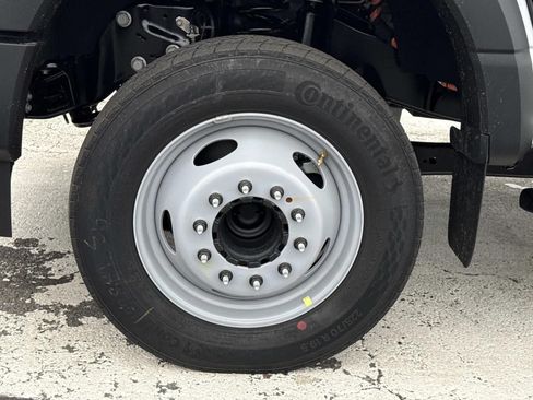 New 2026 Ford F550 2WD Crew Cab image 9