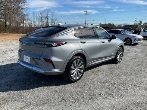 New 2026 Buick Envista Avenir image 22