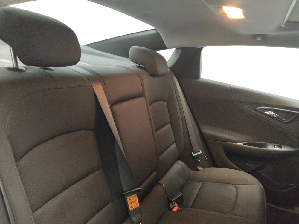 Used 2022 Chevrolet Malibu LT FWD image 19