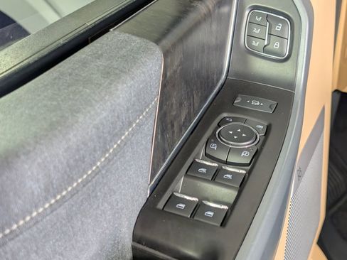 Certified 2021 Ford F150 Lariat image 24