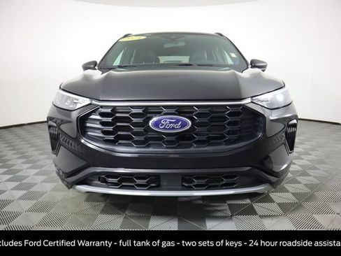 Certified 2024 Ford Escape ST-Line AWD/4WD image 12